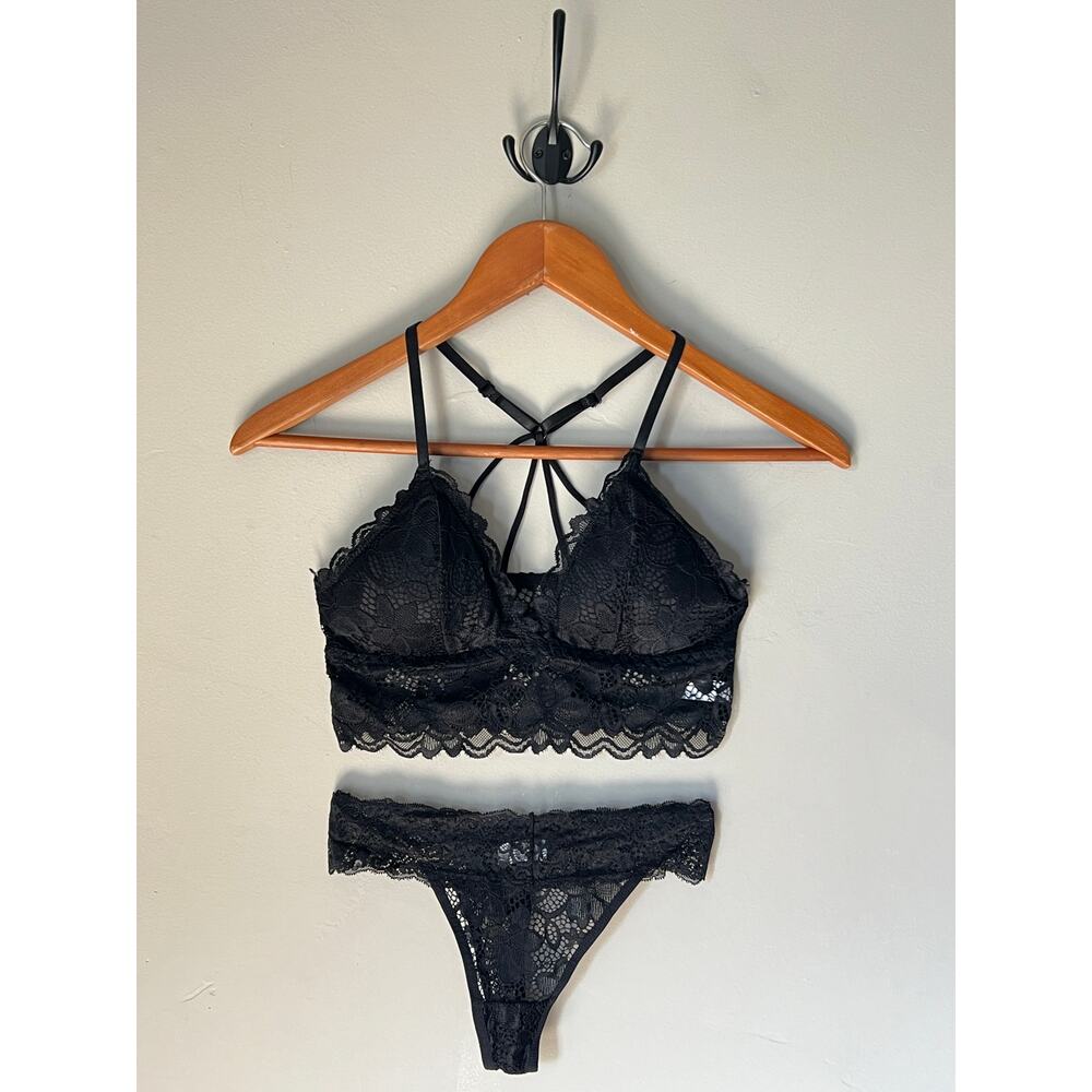 Lacy Black Camisole and Thong Lingerie Set Large